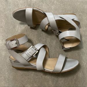 Sole Society double buckle strappy sandals. 5.5